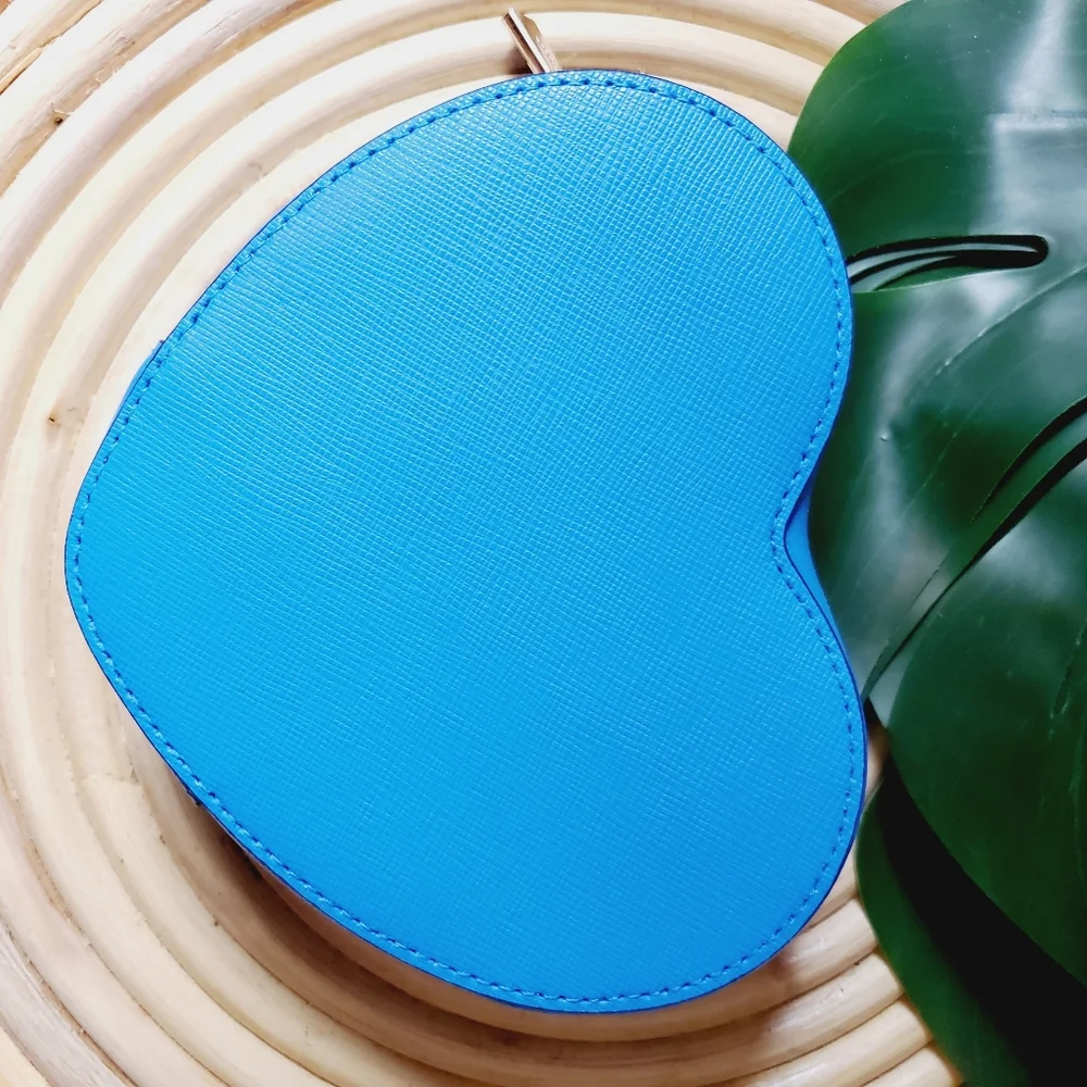 🆕 Mini loveshack heart love crossbody blue kate spade gold chain Valentine - Picture 4 of 4